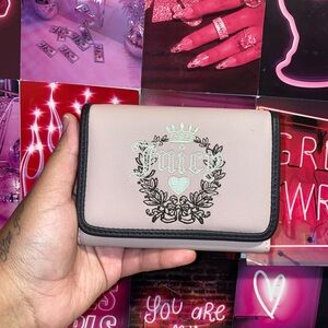 Juicy Couture Heritage wallet